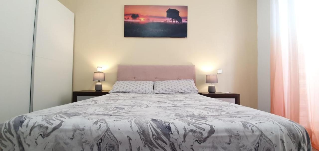 Fantástico Al Lado Del Serrallo Apartamento